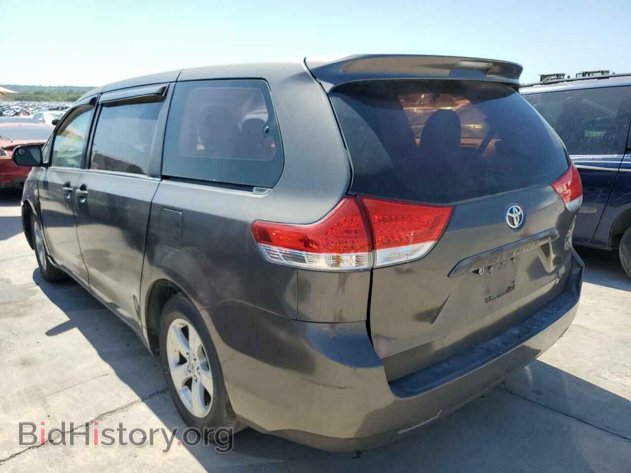 2012 TOYOTA SIENNA - VIN: 5TDKA3DC4CS010446 - Фото 3