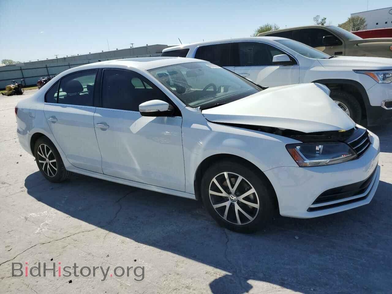 2017 VOLKSWAGEN JETTA - VIN: 3VWDB7AJ8HM312763 - Photo 4