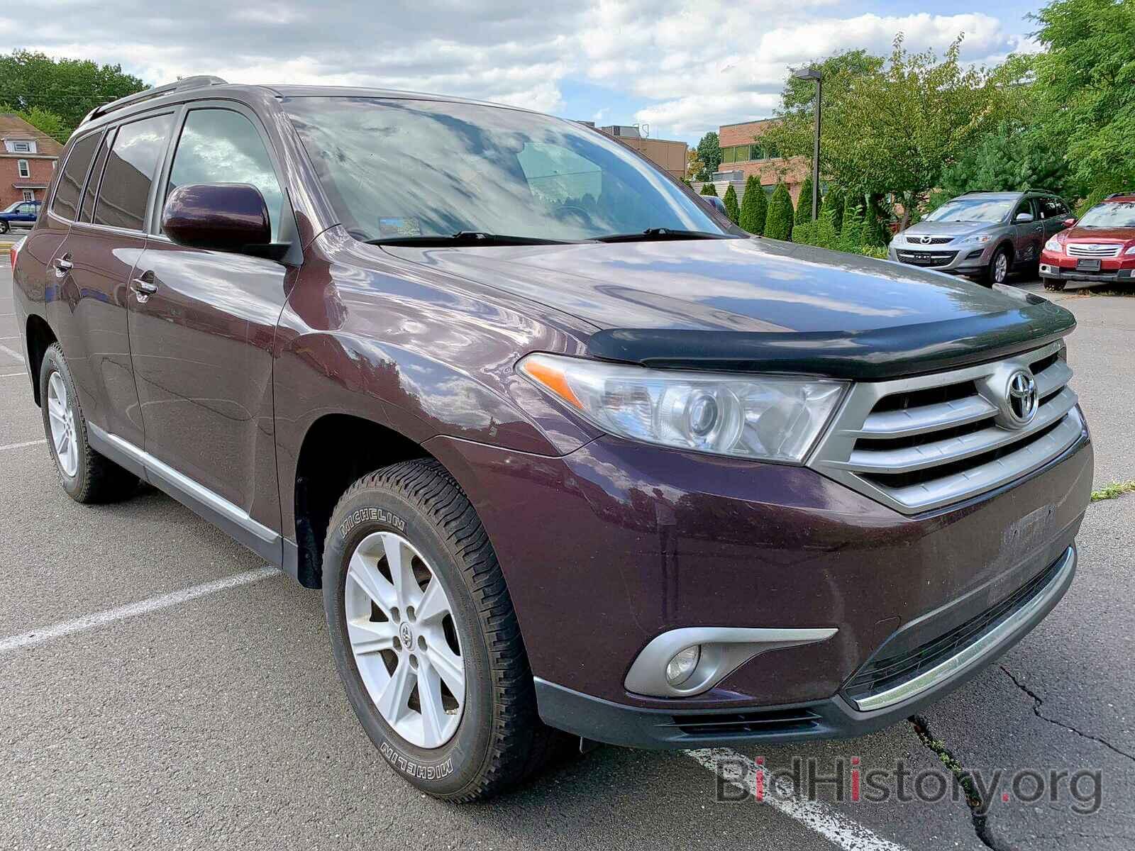 Photo 5TDBK3EH9DS235809 - TOYOTA HIGHLANDER 2013