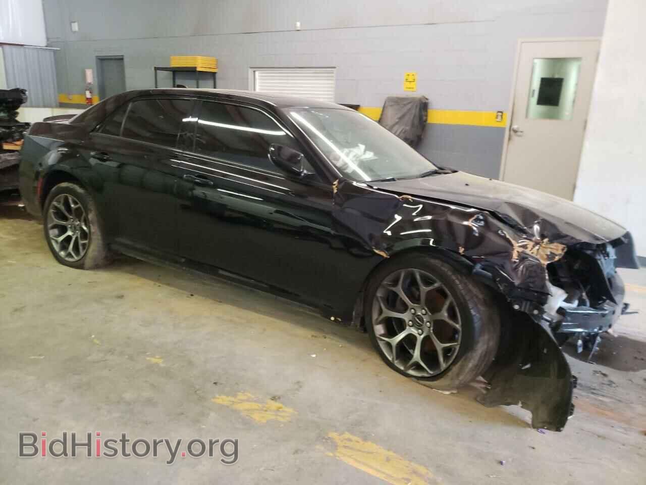 2019 CHRYSLER 300 - VIN: 2C3CCABG9KH623589 - Фото 4