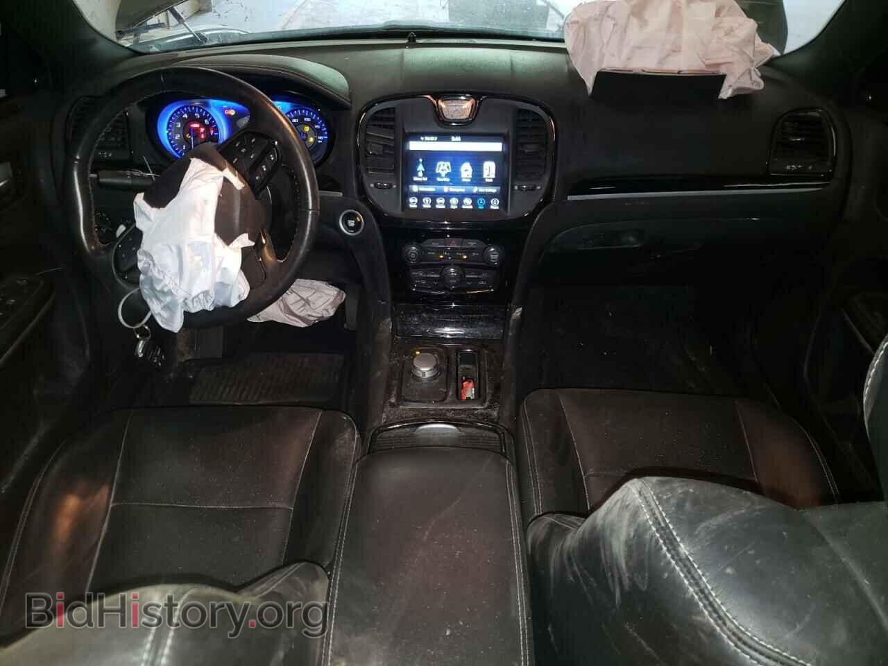2019 CHRYSLER 300 - VIN: 2C3CCABG9KH623589 - Фото 8