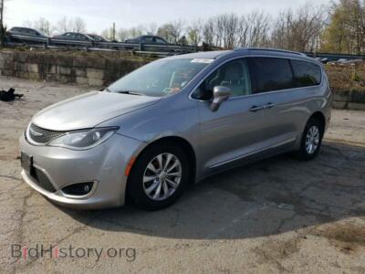 2019 Chrysler PACIFICA Touring L, серый — VIN 2C4RC1BG9KR668354, Copart