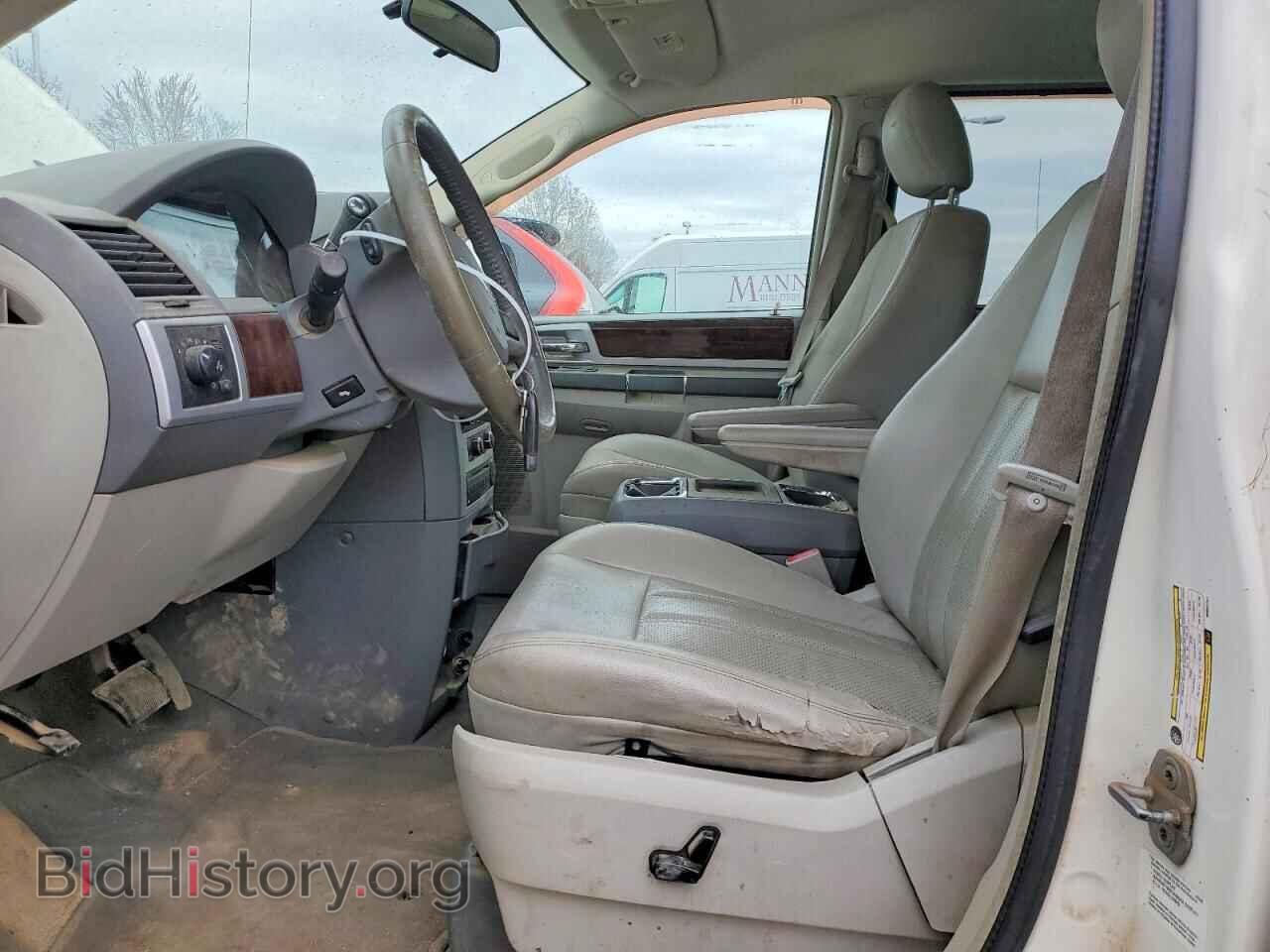 2009 CHRYSLER MINIVAN - VIN: 2A8HR54149R652737 - Фото 7