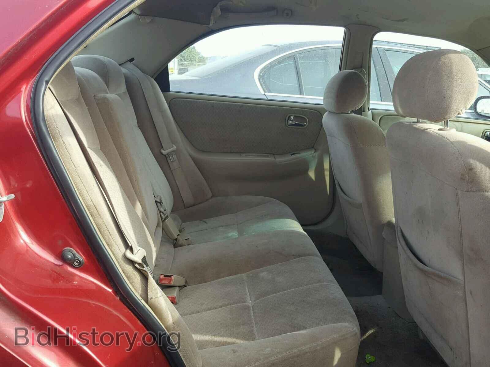 2000 MAZDA 626 - VIN: 1YVGF22C3Y5178171 - Фото 6