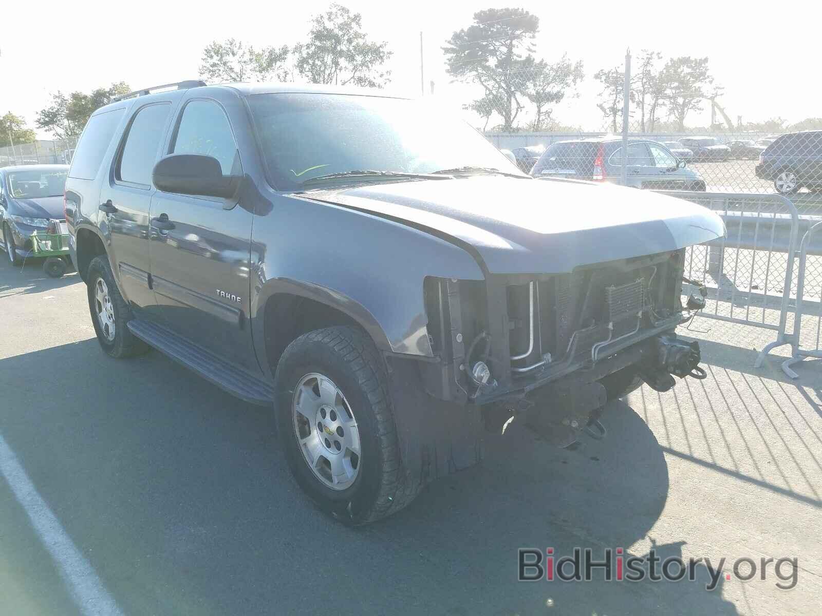 Photo 1GNUKAE06AR117595 - CHEVROLET TAHOE 2010