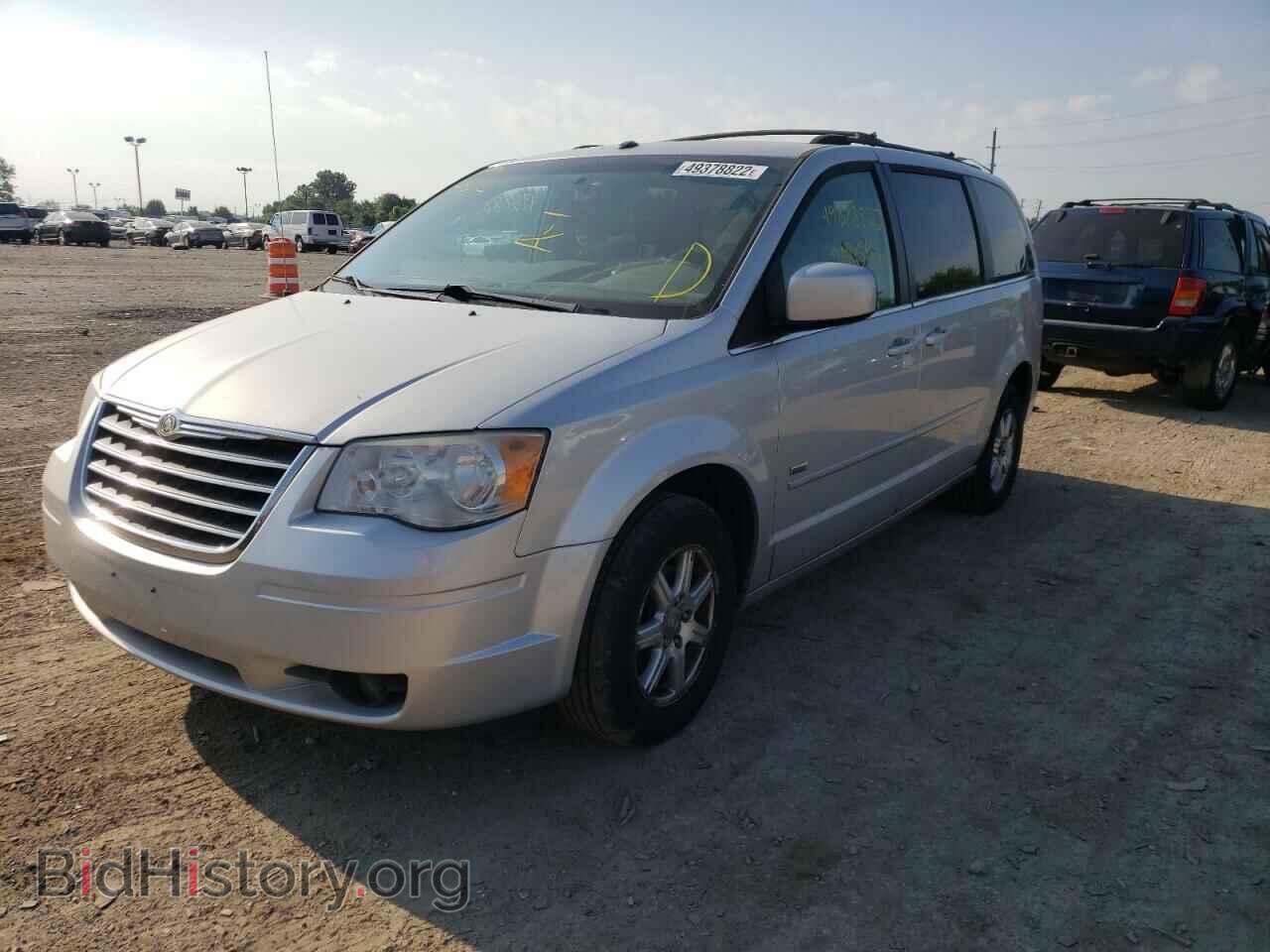 2008 CHRYSLER MINIVAN - VIN: 2A8HR54PX8R786705 - Фото 2