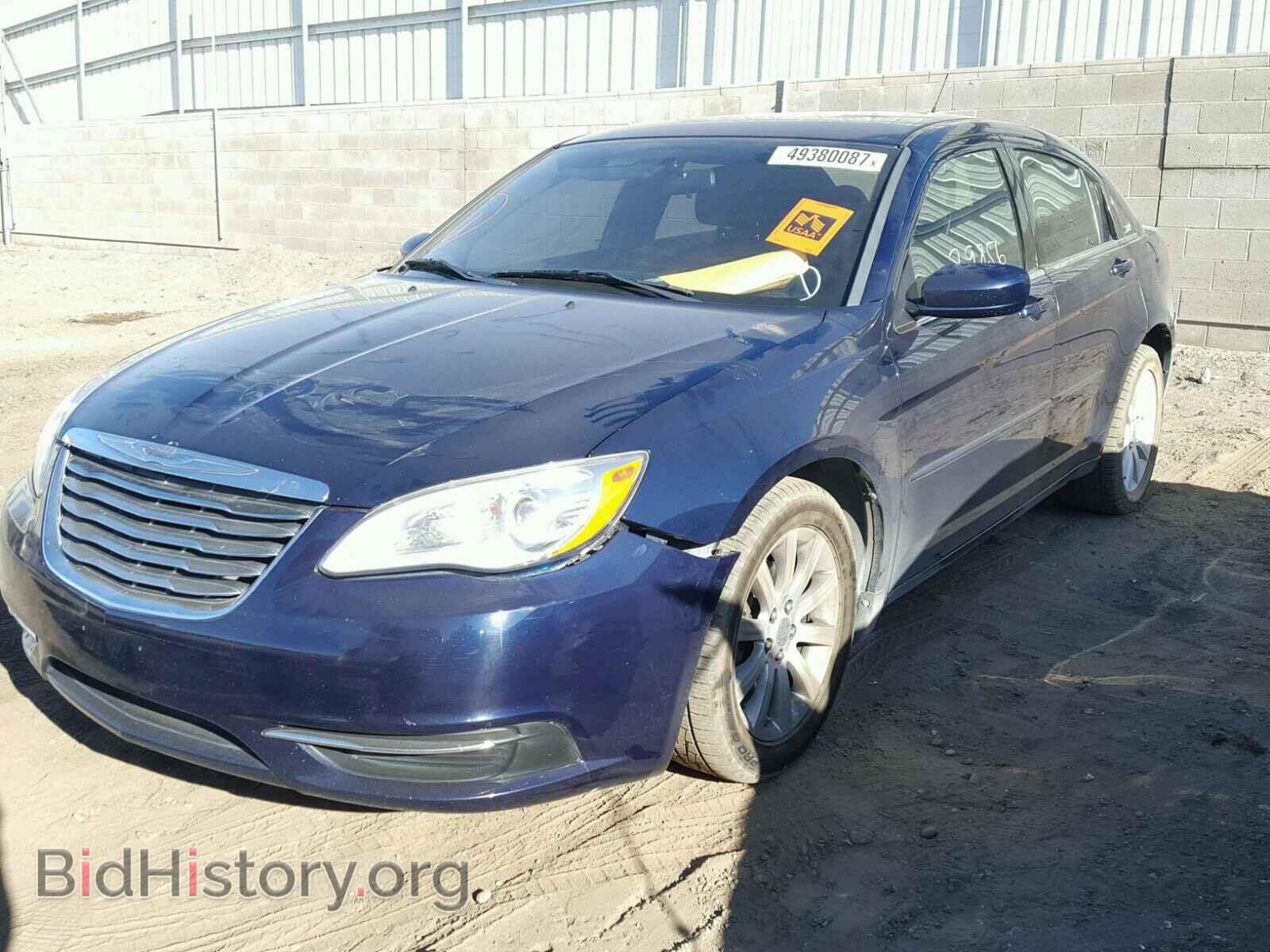 2013 CHRYSLER 200 - VIN: 1C3CCBBG3DN703079 - Фото 2