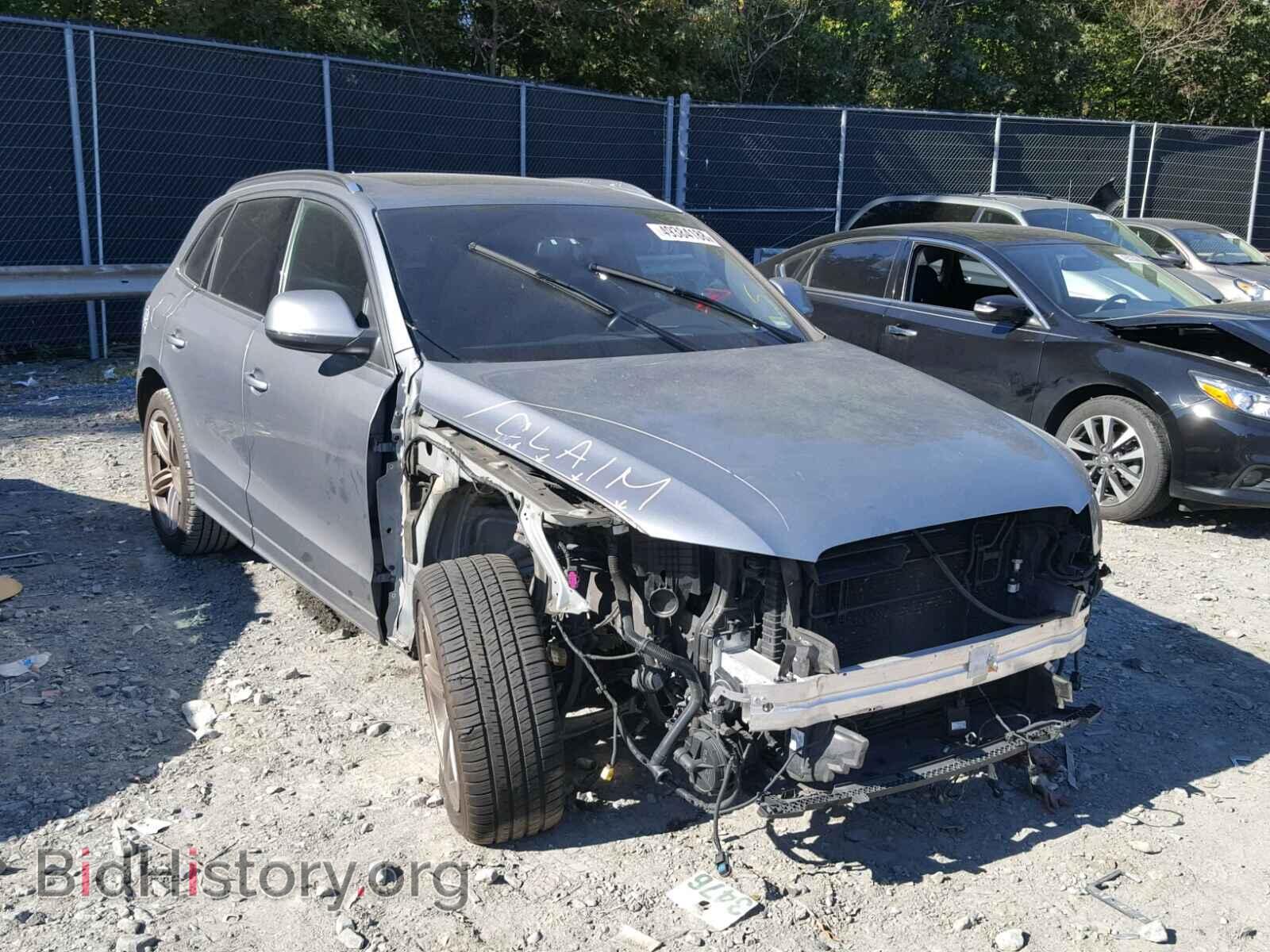 Фотография WA1DKBFPXBA001045 - AUDI Q5 2011