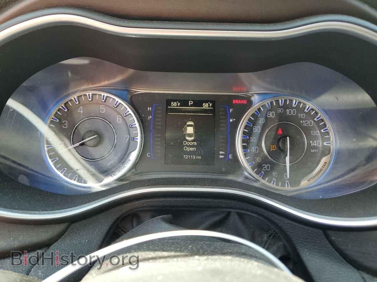 2016 CHRYSLER 200 - VIN: 1C3CCCABXGN138295 - Фото 9