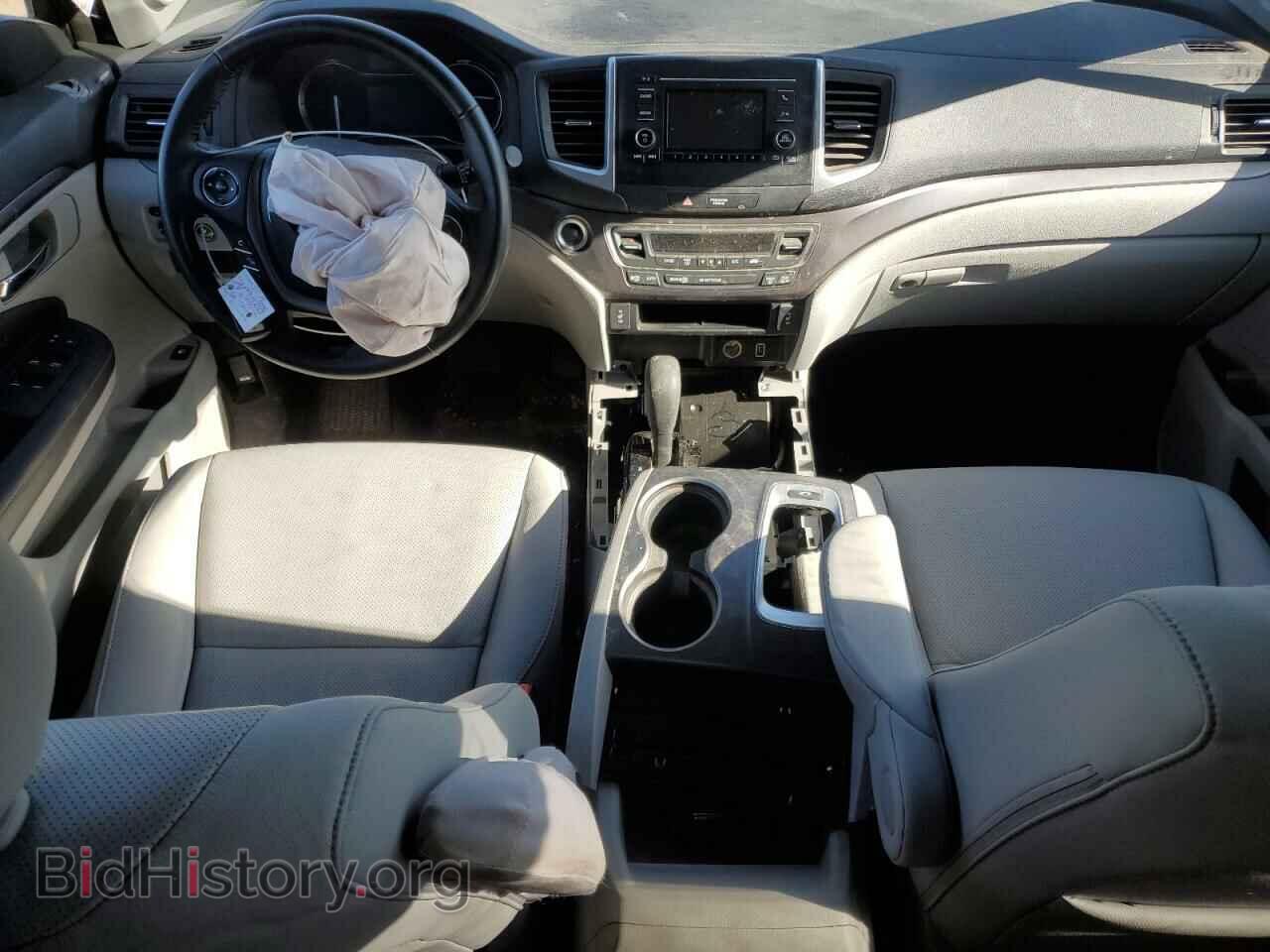 2019 HONDA RIDGELINE - VIN: 5FPYK3F50KB043976 - Фото 8
