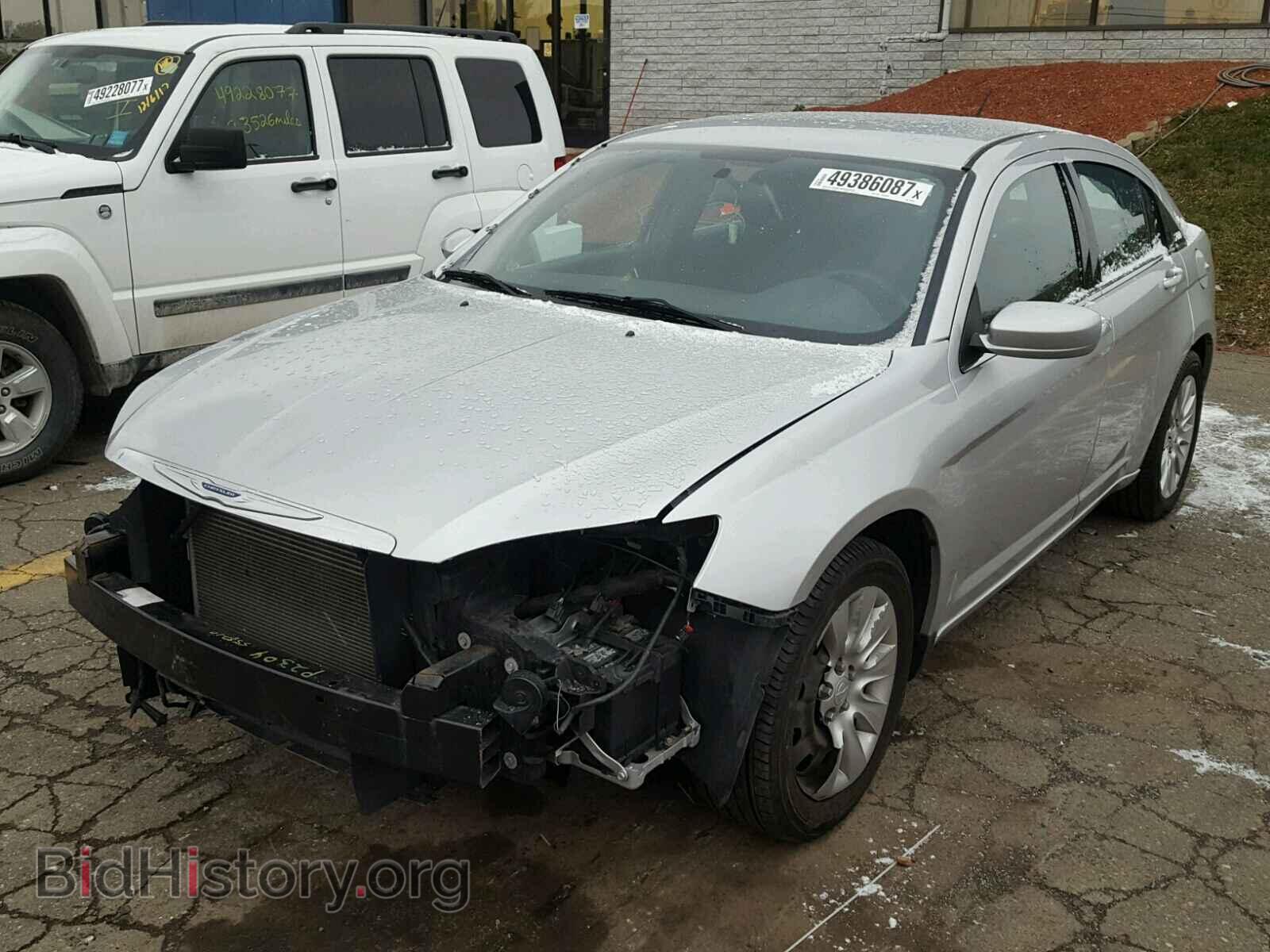 2012 CHRYSLER 200 - VIN: 1C3CCBAB2CN169352 - Photo 2