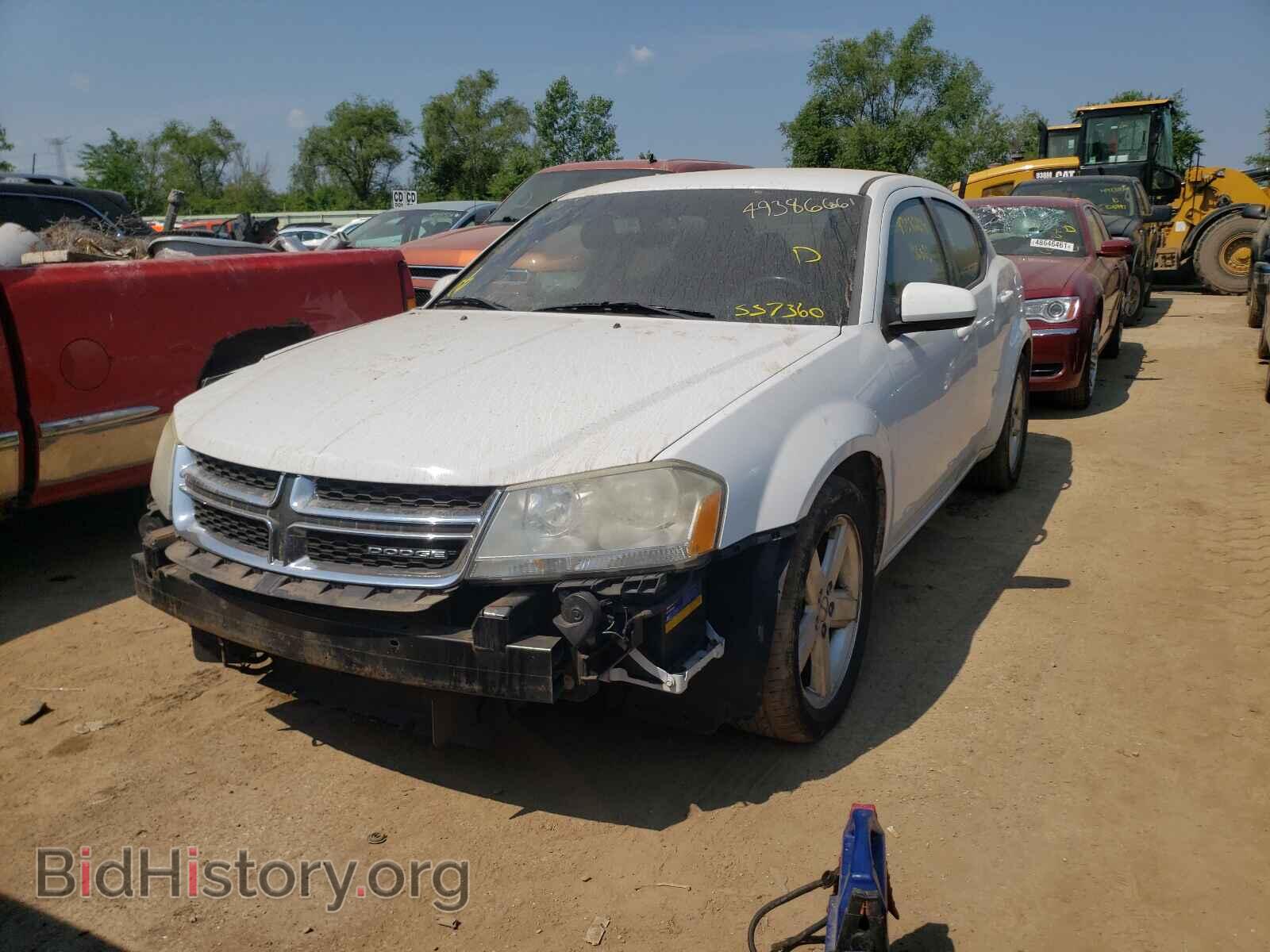 2011 DODGE AVENGER - VIN: 1B3BD1FB3BN557360 - Photo 2
