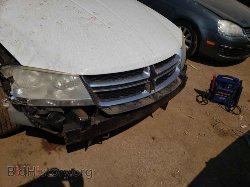 2011 Dodge AVENGER (VIN 1B3BD1FB3BN557360) — photo 9 of 10