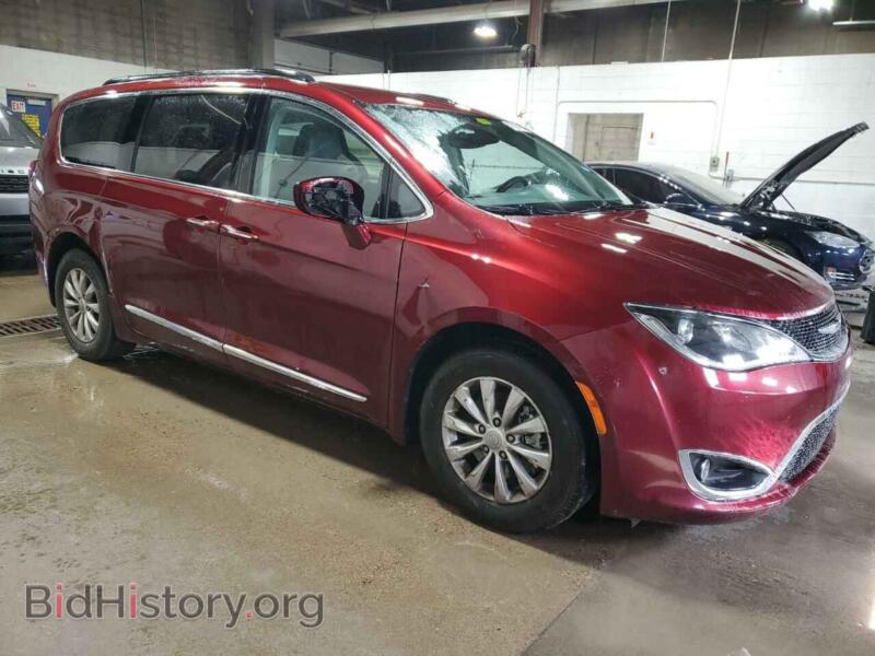 2017 Chrysler PACIFICA (VIN 2C4RC1BGXHR533991) — photo 4 of 13