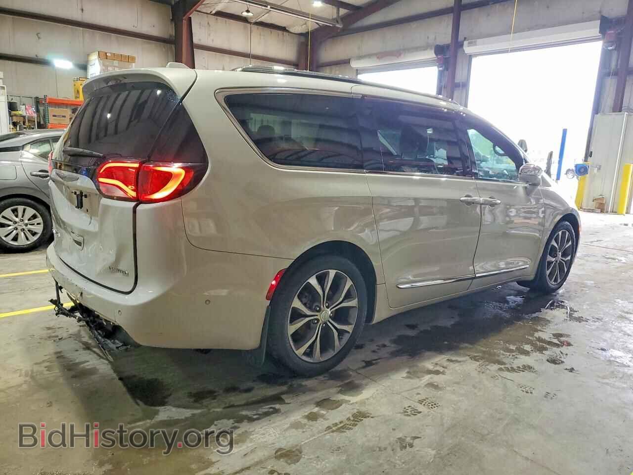 2017 CHRYSLER PACIFICA - VIN: 2C4RC1GG3HR754681 - Фото 3