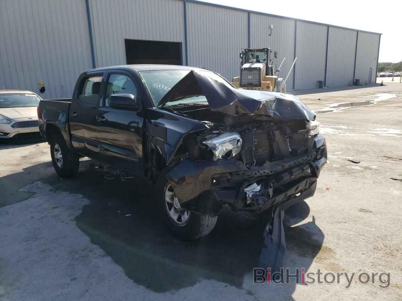 Photo 5TFAX5GN1HX093886 - TOYOTA TACOMA 2017