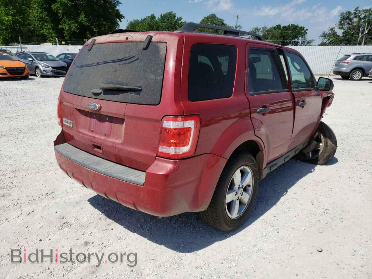 2011 FORD ESCAPE - VIN: 1FMCU0D76BKB59469 - Фото 4