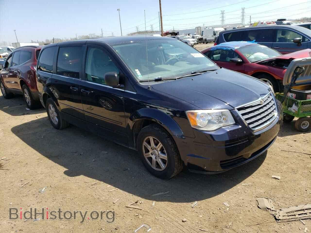 2010 CHRYSLER MINIVAN - VIN: 2A4RR2D11AR375201 - Photo 4