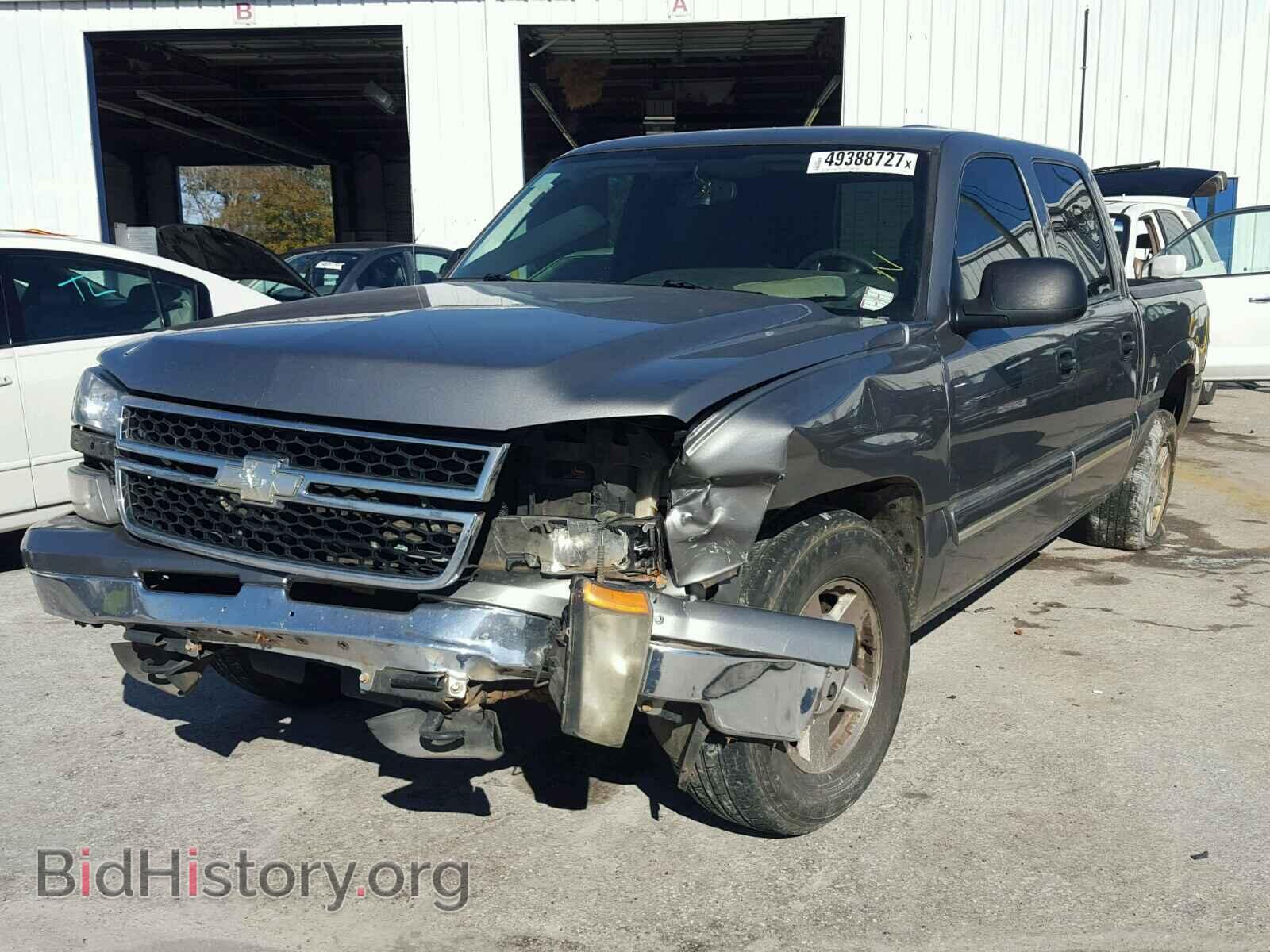 2006 CHEVROLET SILVERADO - VIN: 2GCEC13V961270626 - Фото 2