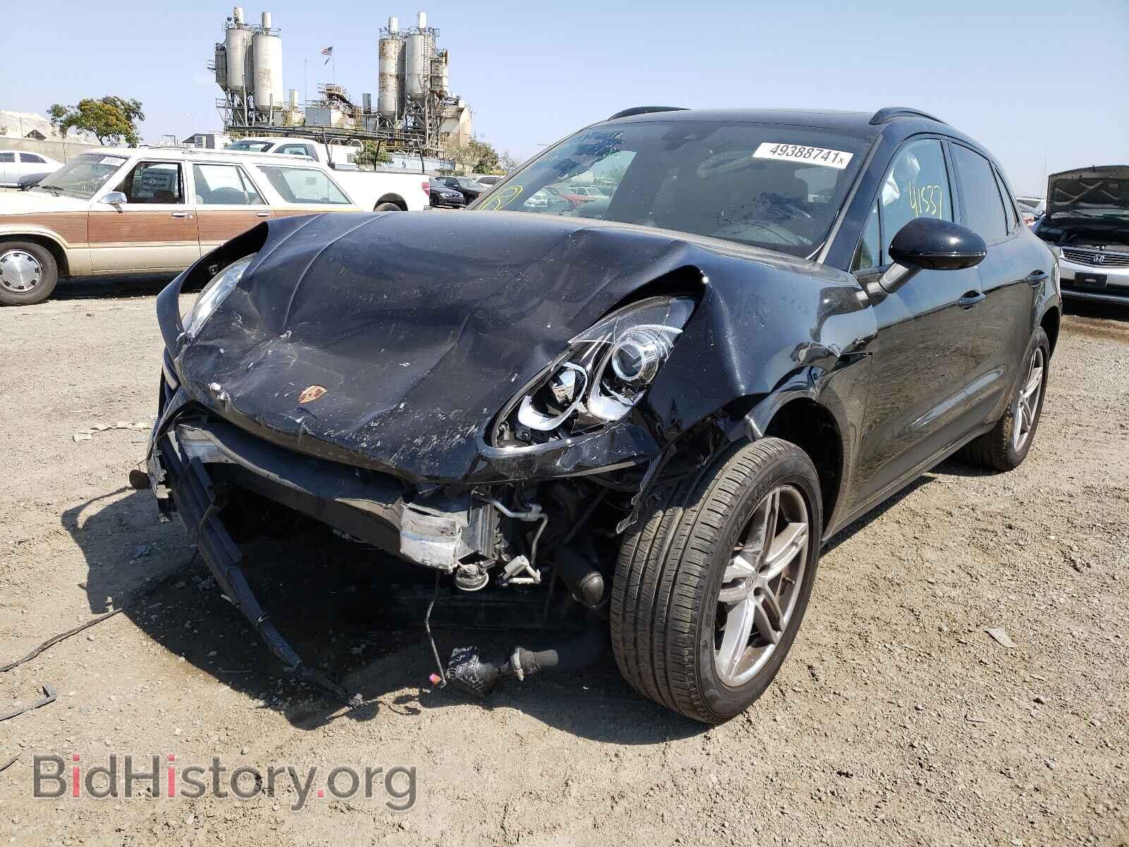 2018 PORSCHE MACAN - VIN: WP1AA2A57JLB06595 - Photo 2