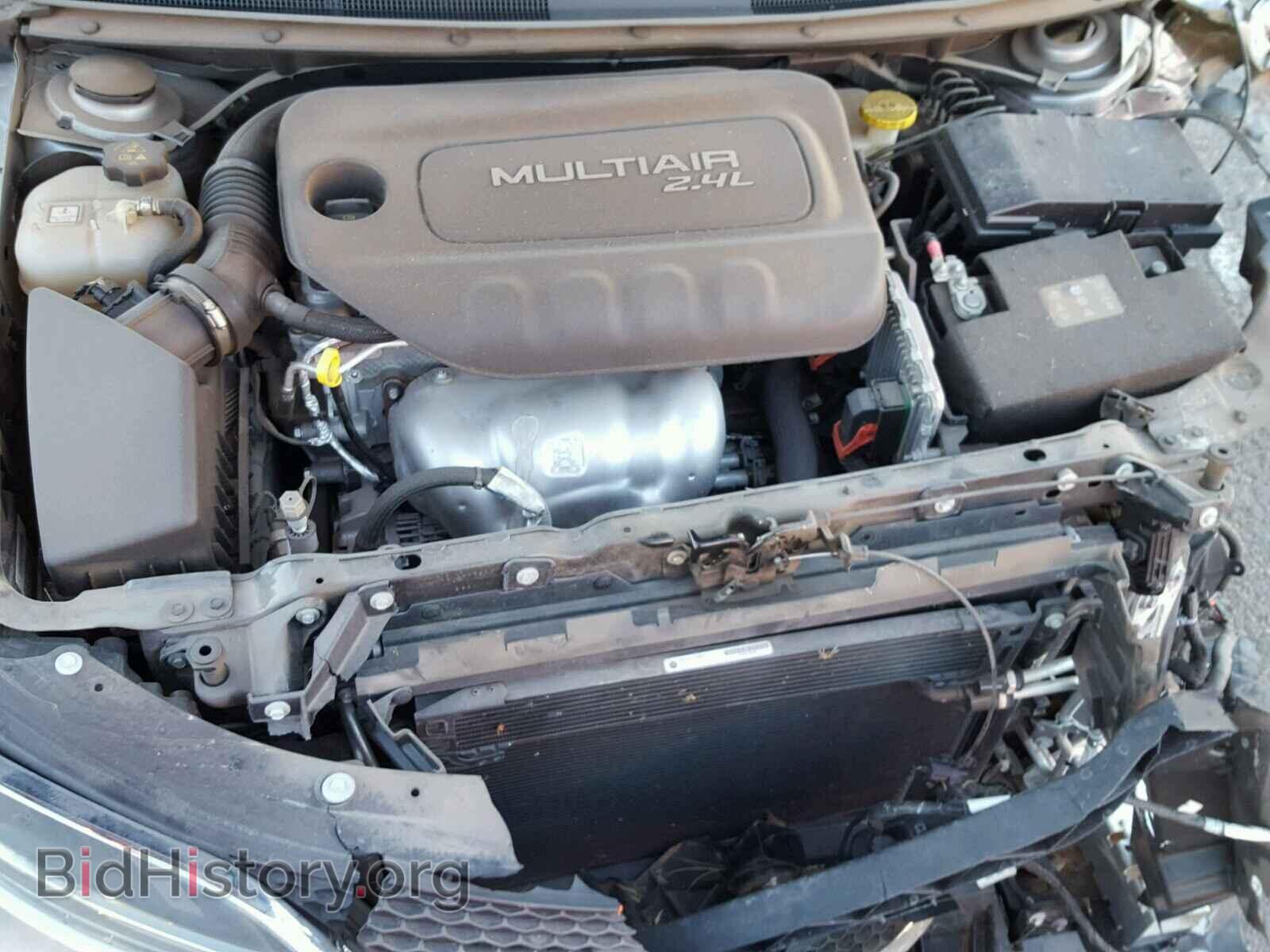 2016 CHRYSLER 200 - VIN: 1C3CCCAB2GN138422 - Фото 7