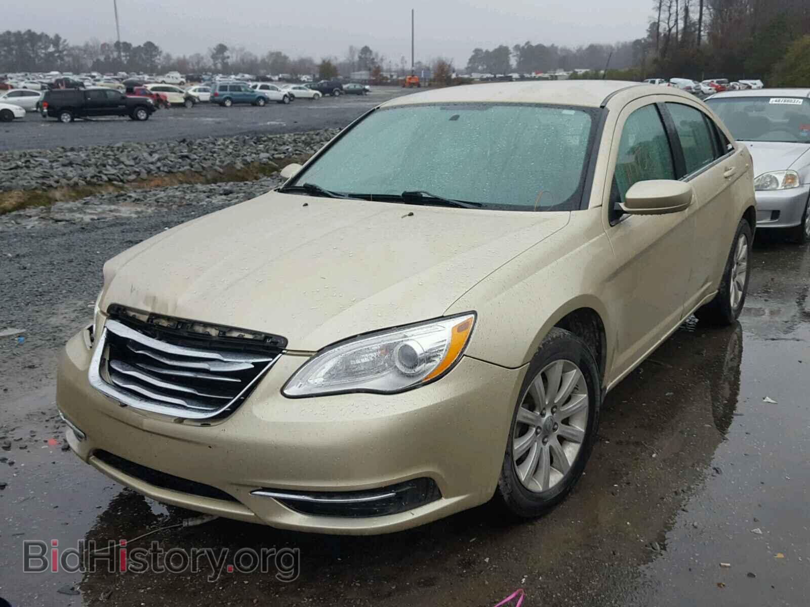 2011 CHRYSLER 200 - VIN: 1C3BC1FB2BN519561 - Фото 2