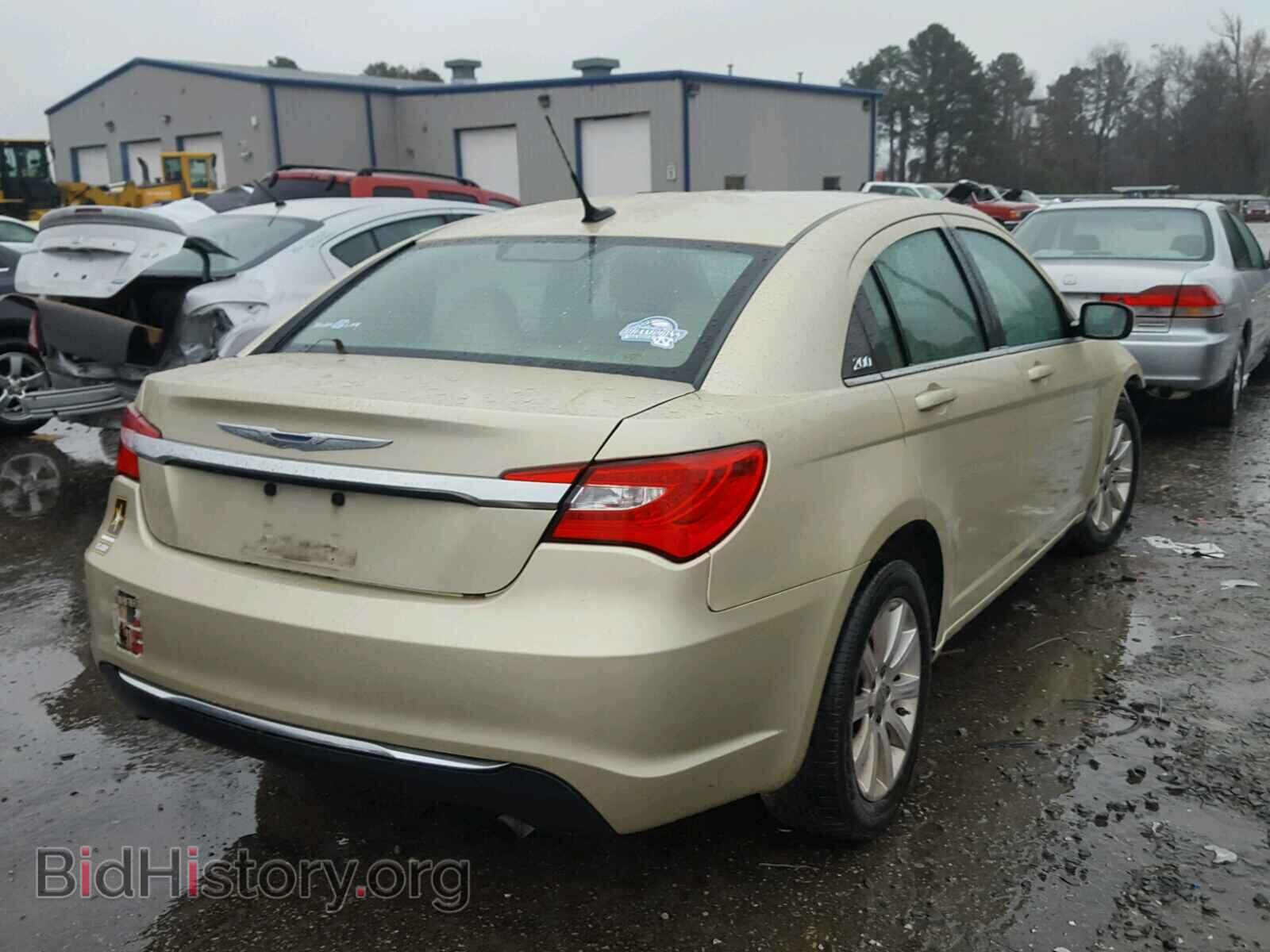 2011 CHRYSLER 200 - VIN: 1C3BC1FB2BN519561 - Фото 4
