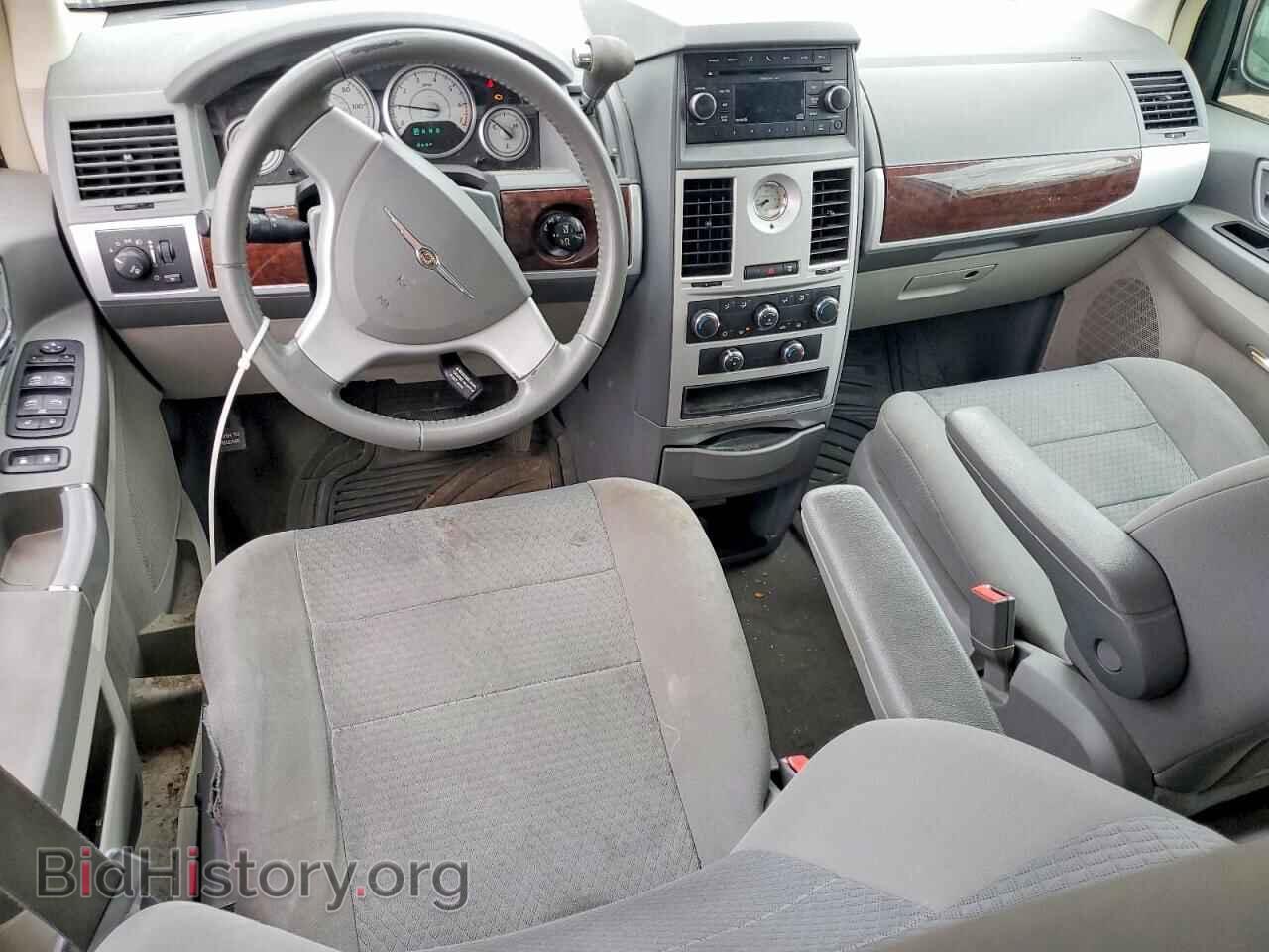 2010 CHRYSLER MINIVAN - VIN: 2A4RR5D1XAR343879 - Photo 8