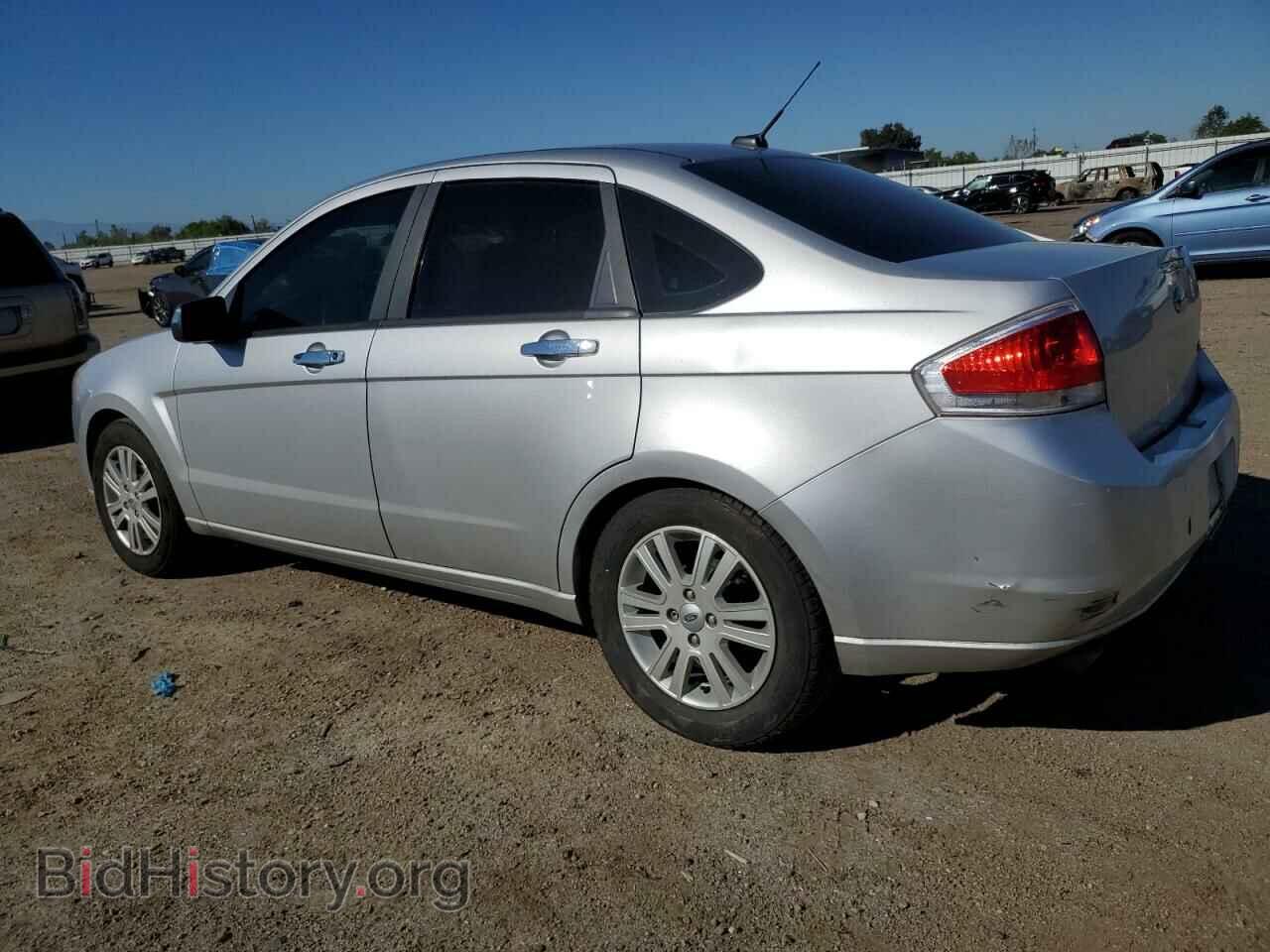 2010 FORD FOCUS - VIN: 1FAHP3HN5AW173811 - Фото 2