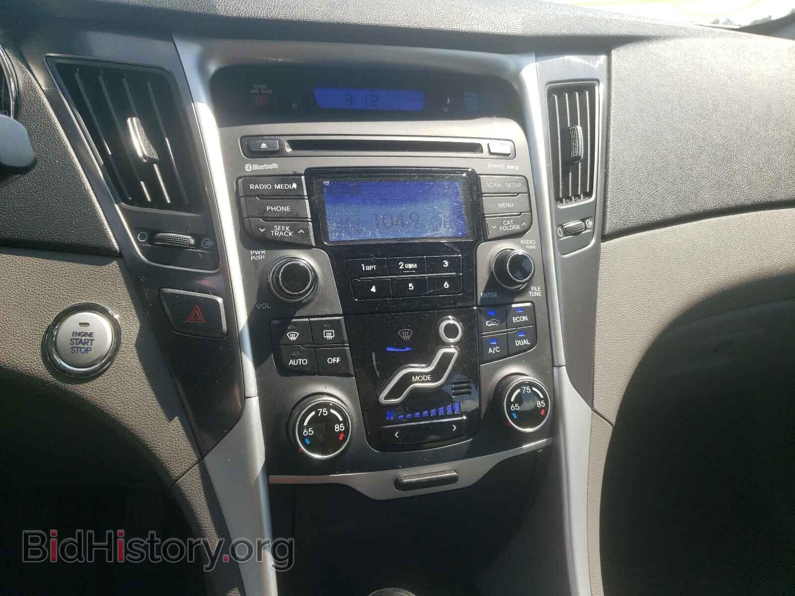 2012 HYUNDAI SONATA - VIN: KMHEC4A45CA044107 - Фото 9