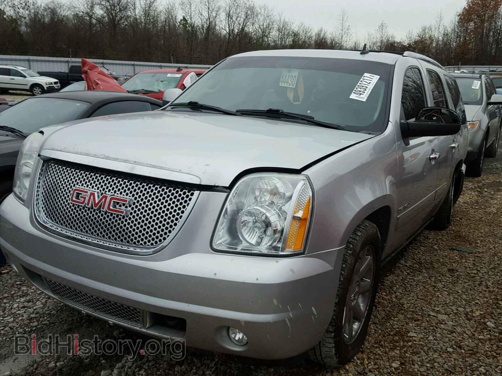 2010 GMC YUKON - VIN: 1GKUKEEF9AR197659 - Фото 2