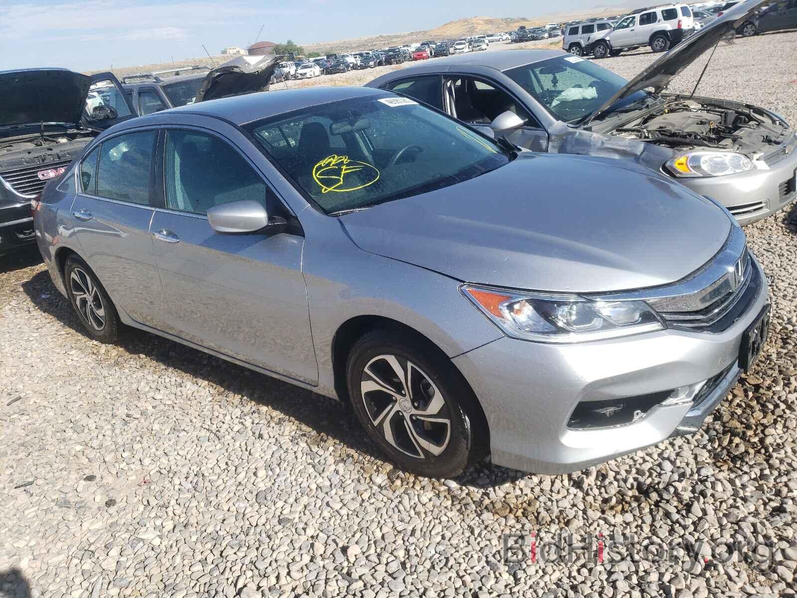 Photo 1HGCR2F39HA153760 - HONDA ACCORD 2017