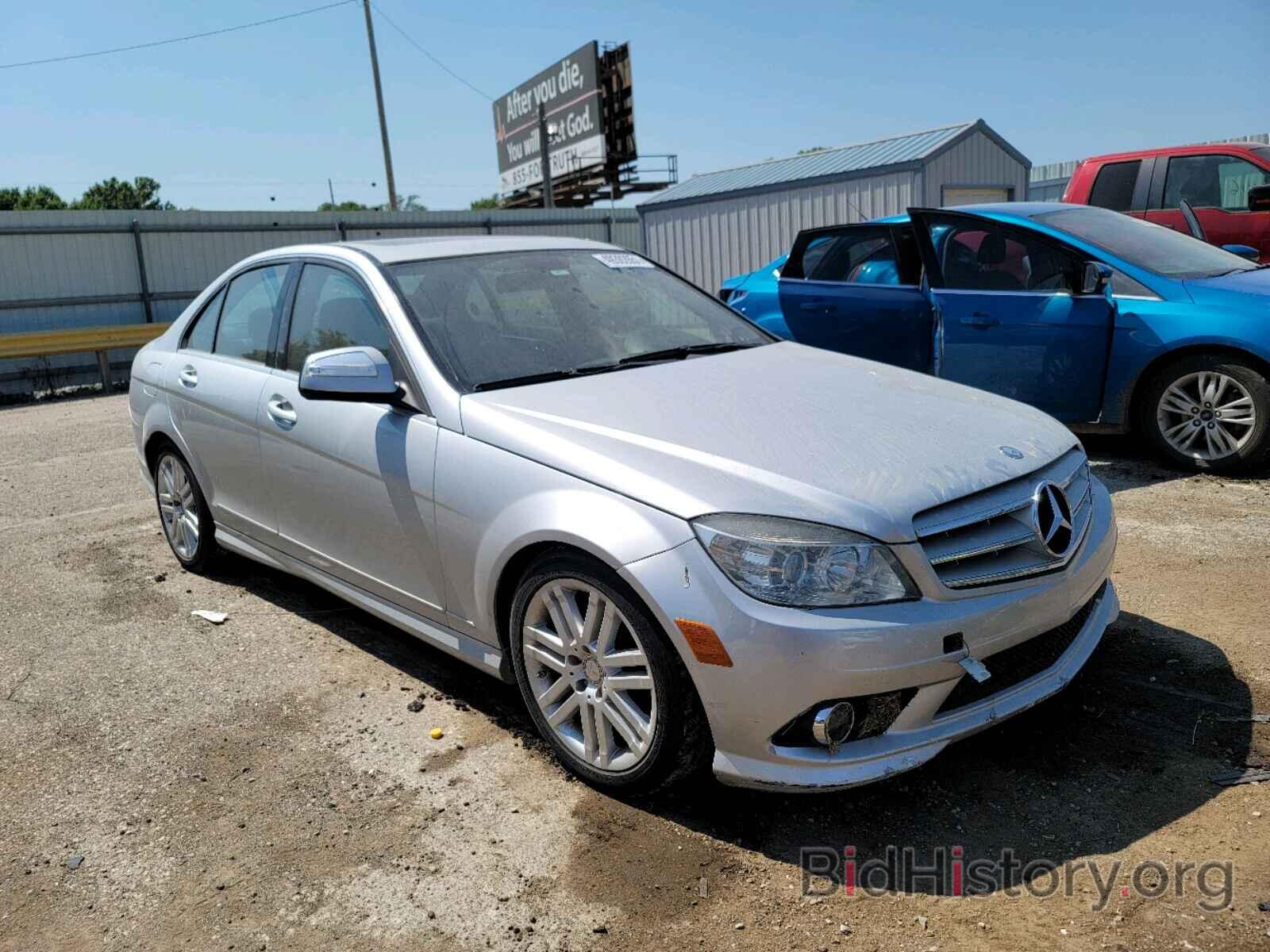 Photo WDDGF81X19R084173 - MERCEDES-BENZ C CLASS 2009