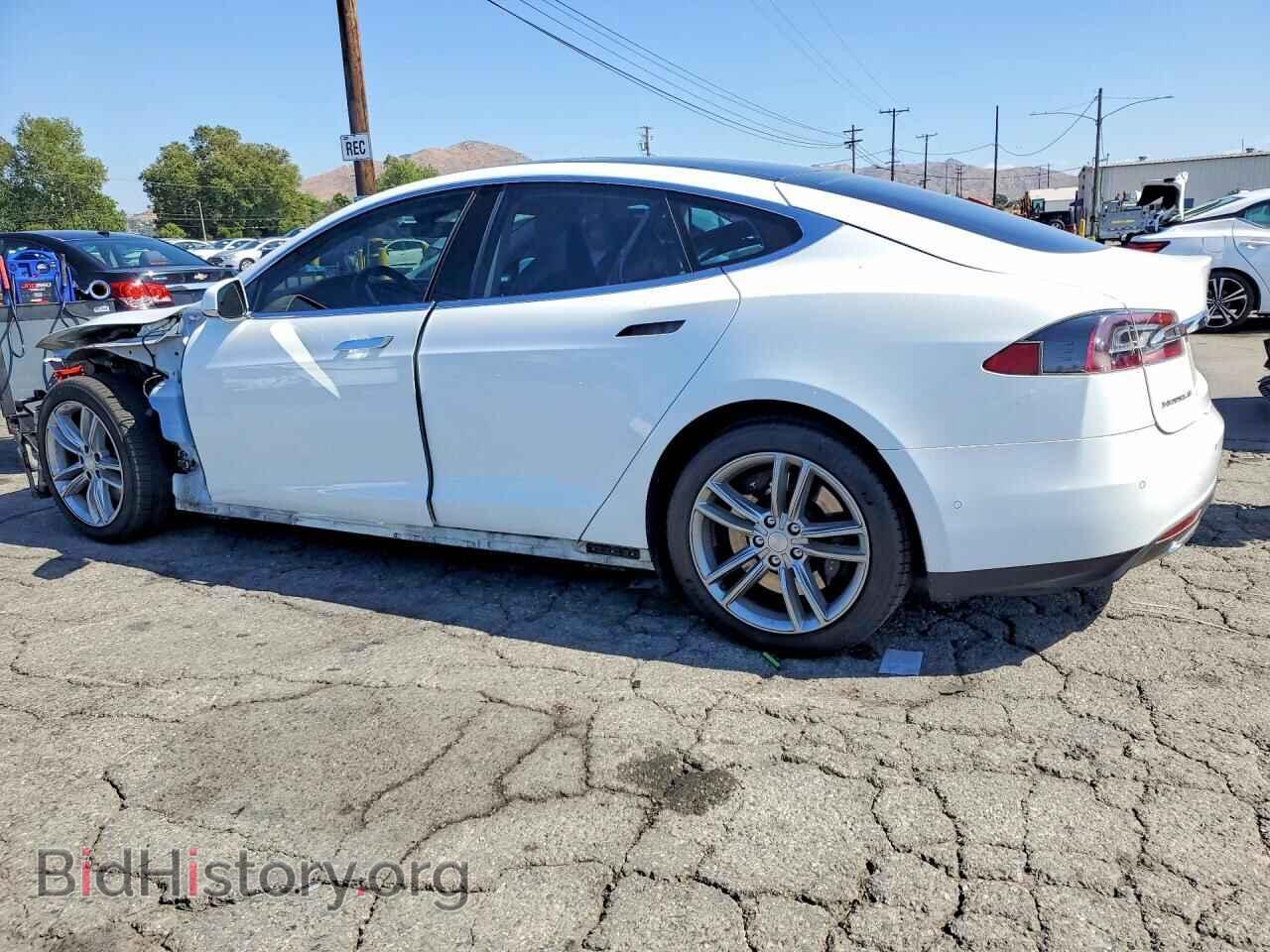 2015 TESLA MODEL S - VIN: 5YJSA1E28FF107426 - Photo 2