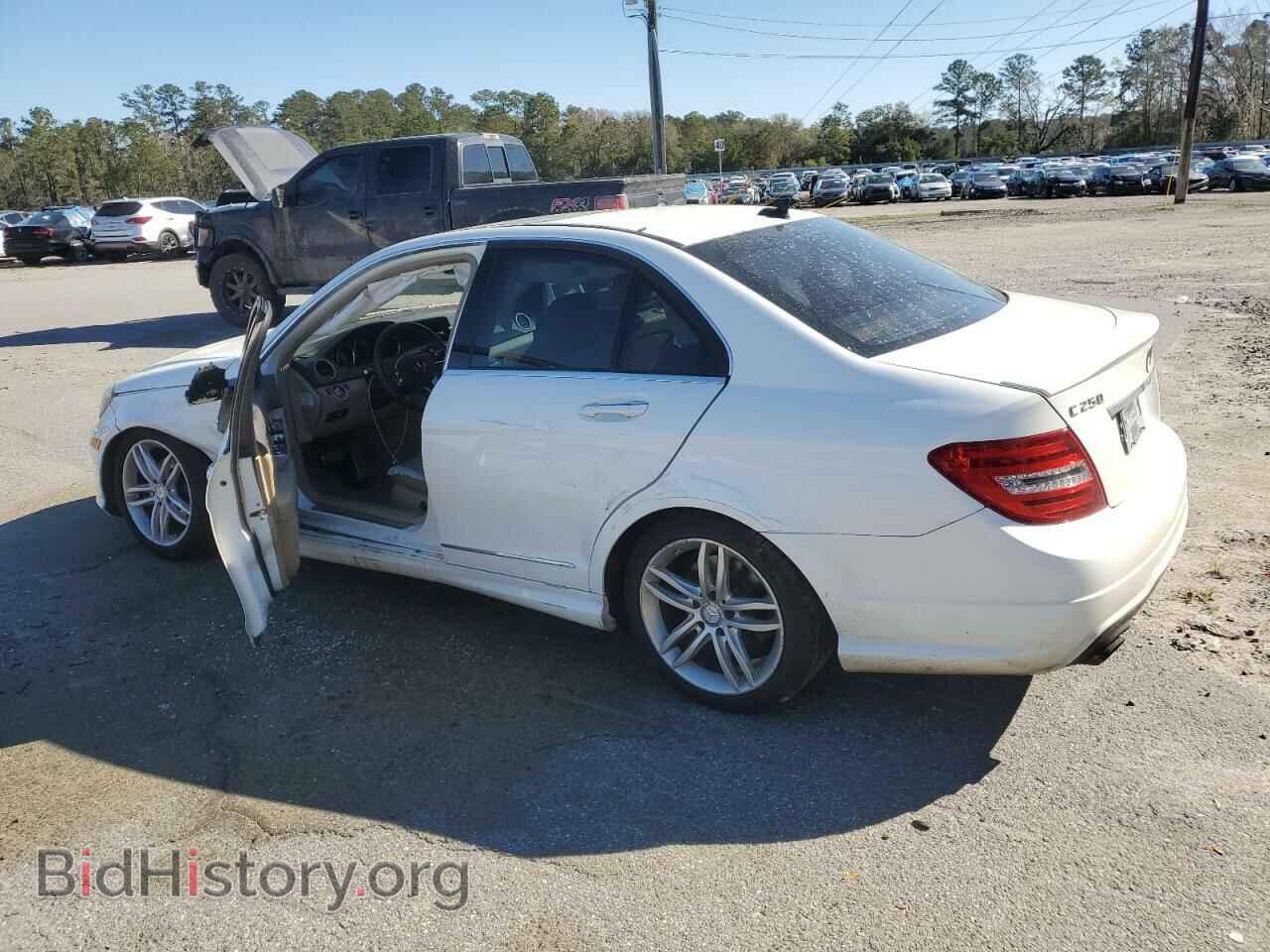 2013 MERCEDES-BENZ C-CLASS - VIN: WDDGF4HB3DR253122 - Фото 2
