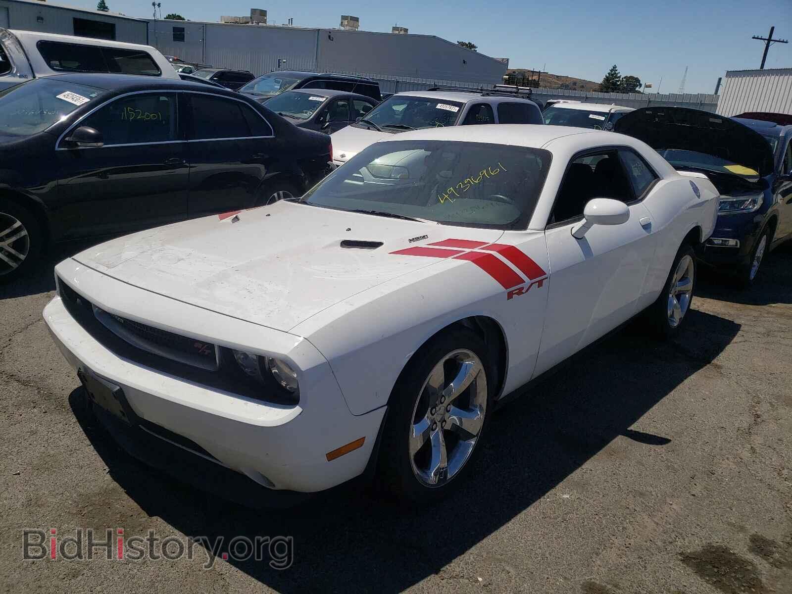 2014 DODGE CHALLENGER - VIN: 2C3CDYBT1EH185657 - Фото 2