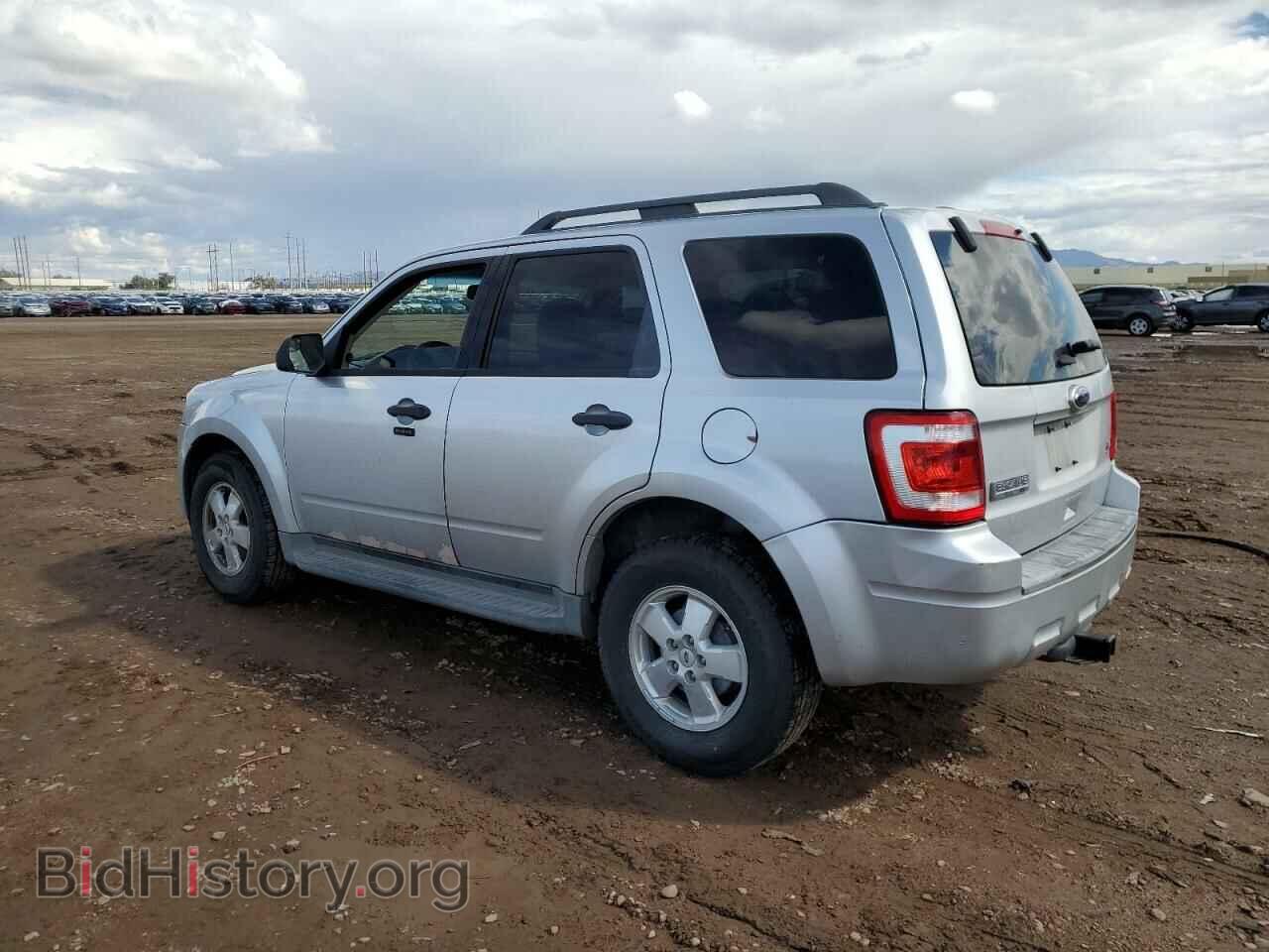 2011 FORD ESCAPE - VIN: 1FMCU9DG3BKB72751 - Фото 2