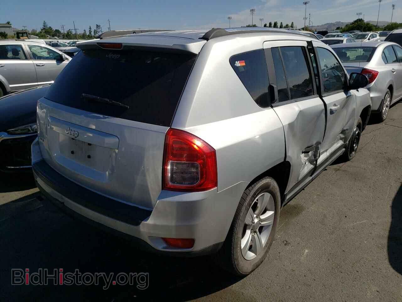 2012 JEEP COMPASS - VIN: 1C4NJDBB9CD573274 - Photo 4