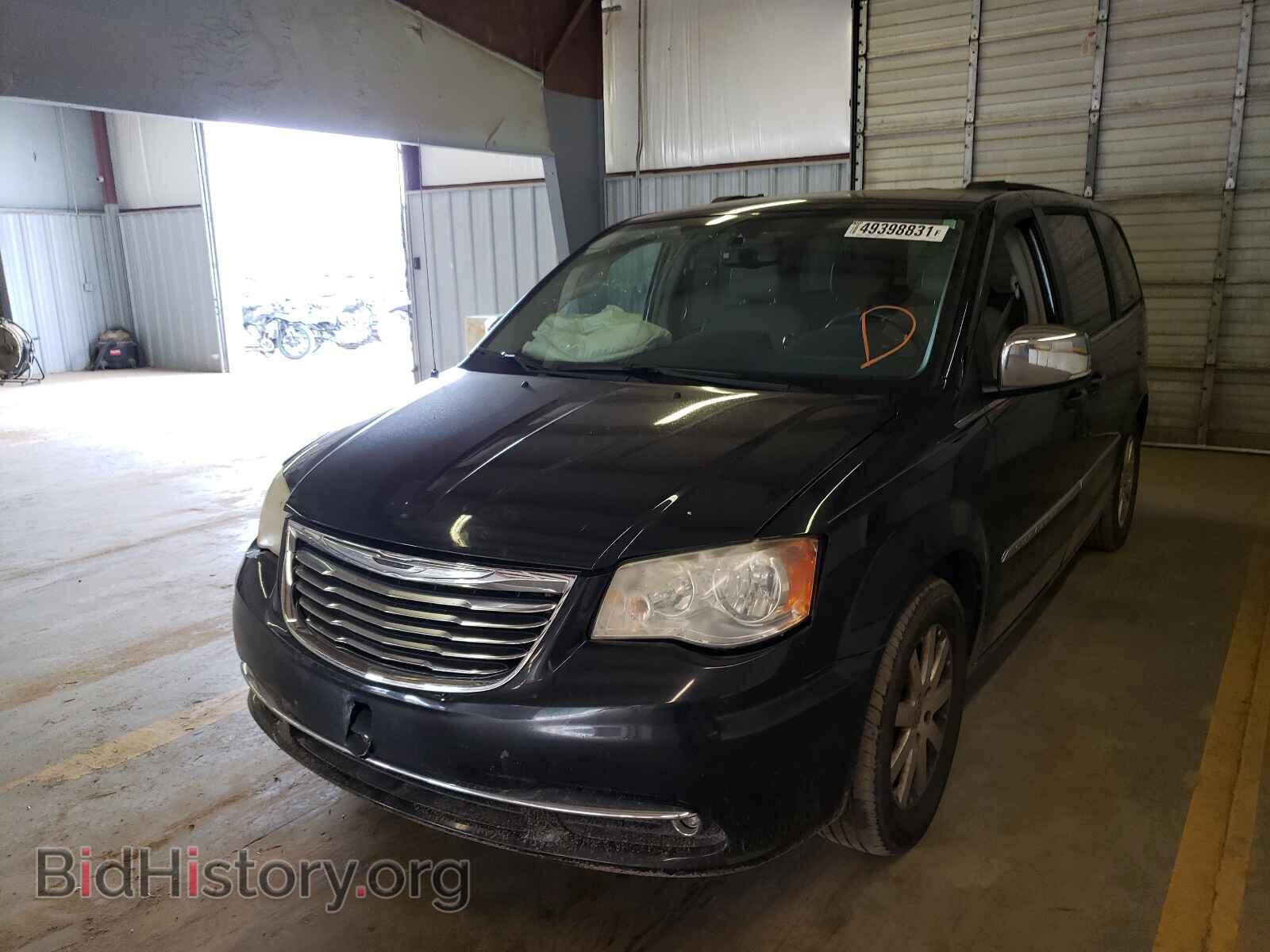 2011 CHRYSLER MINIVAN - VIN: 2A4RR8DGXBR704356 - Photo 2