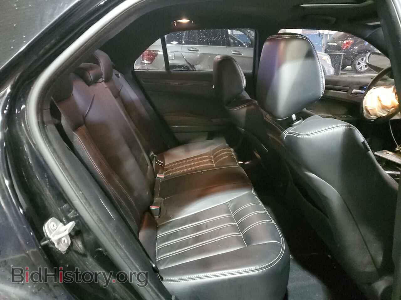 2014 CHRYSLER 300 - VIN: 2C3CCABG0EH236885 - Фото 10