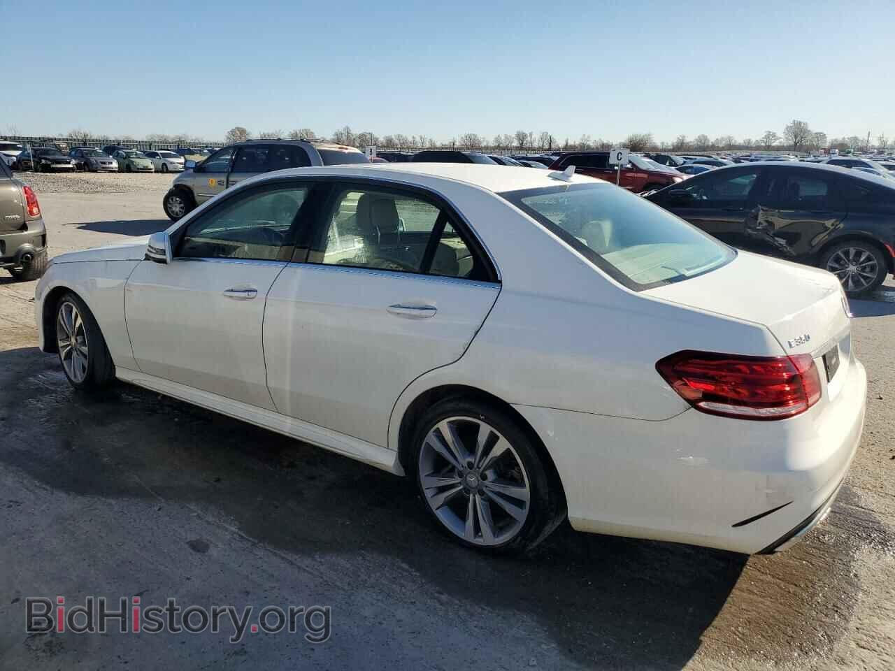 2016 MERCEDES-BENZ E-CLASS - VIN: WDDHF8JB8GB258075 - Фото 2