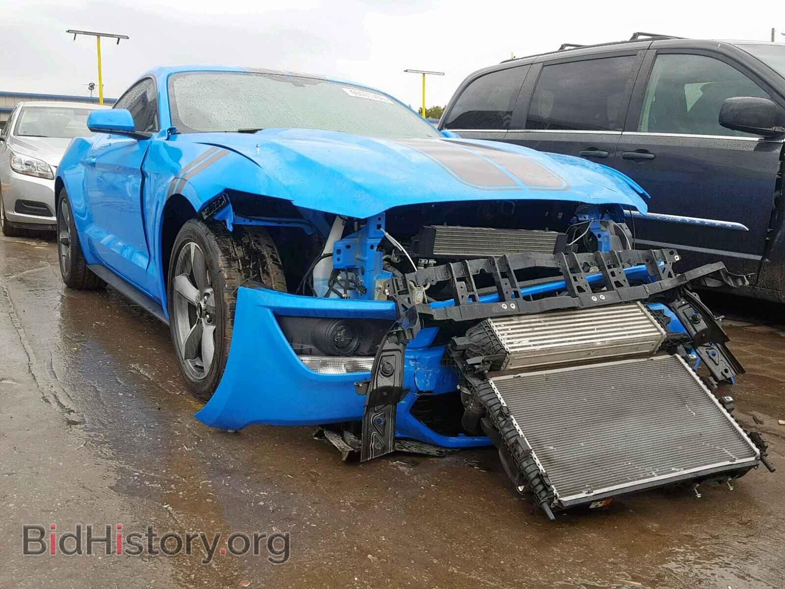 Photo 1FA6P8THXH5263395 - FORD MUSTANG 2017