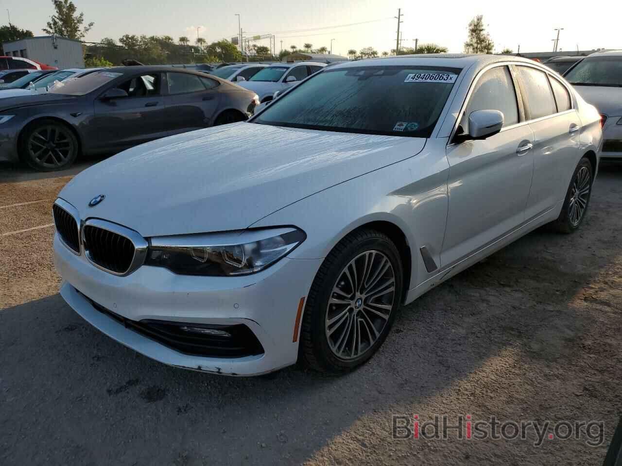 Photo WBAJA5C59JWA36788 - BMW 5 SERIES 2018