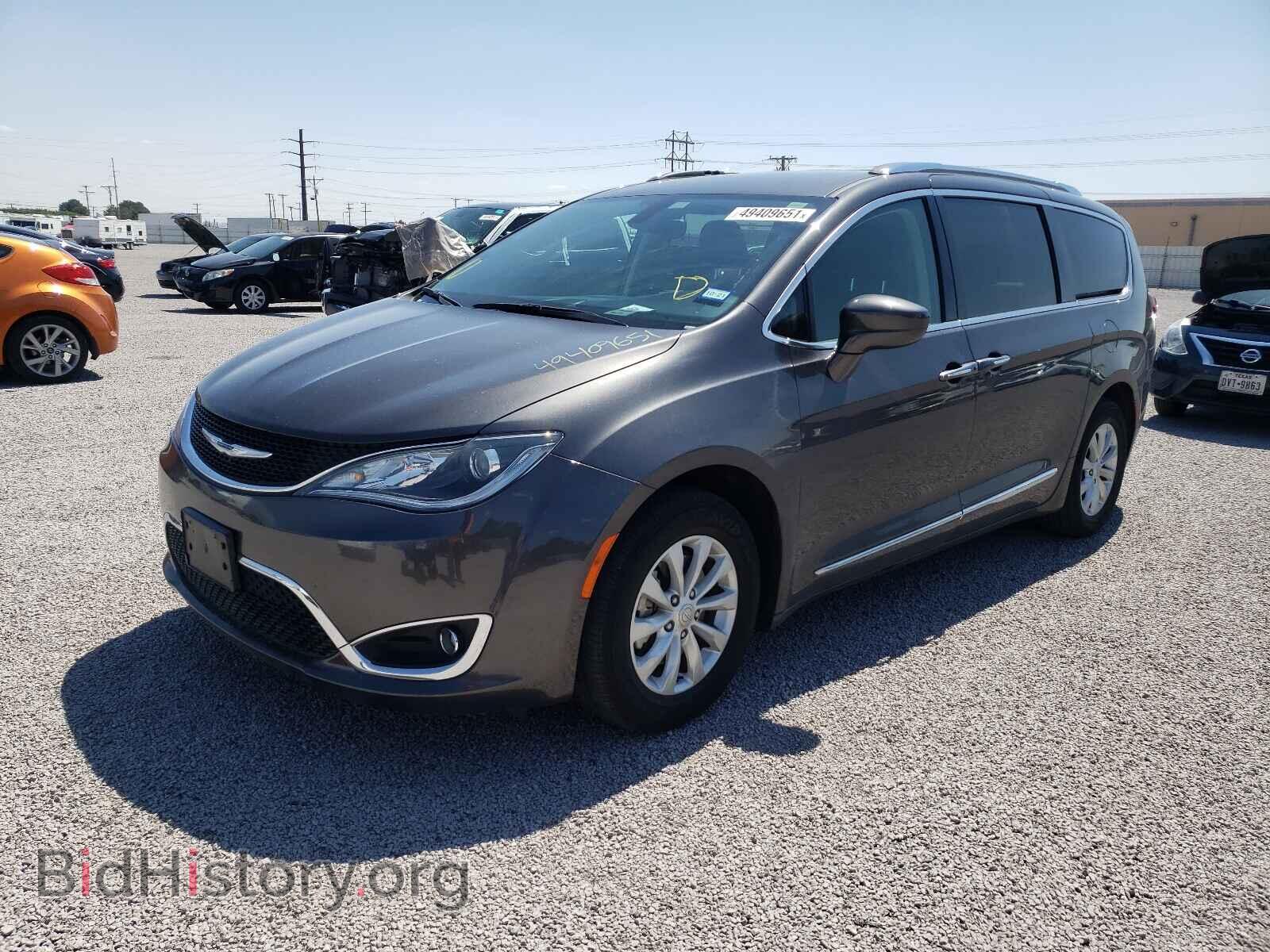 2019 CHRYSLER PACIFICA - VIN: 2C4RC1BG0KR625232 - Фото 2