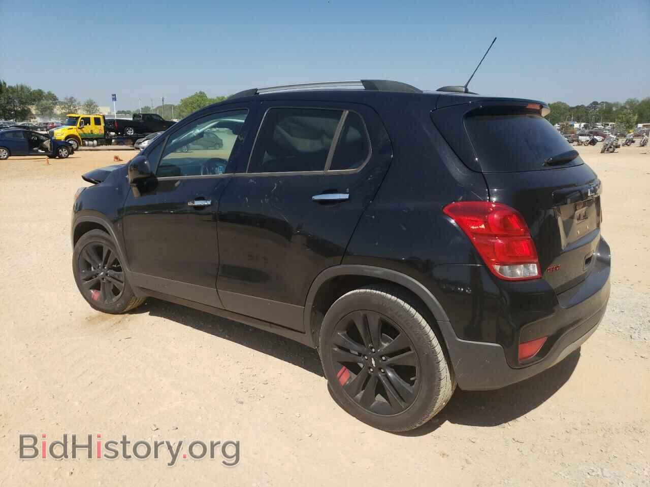 2019 CHEVROLET TRAX - VIN: 3GNCJLSB3KL153933 - Photo 2