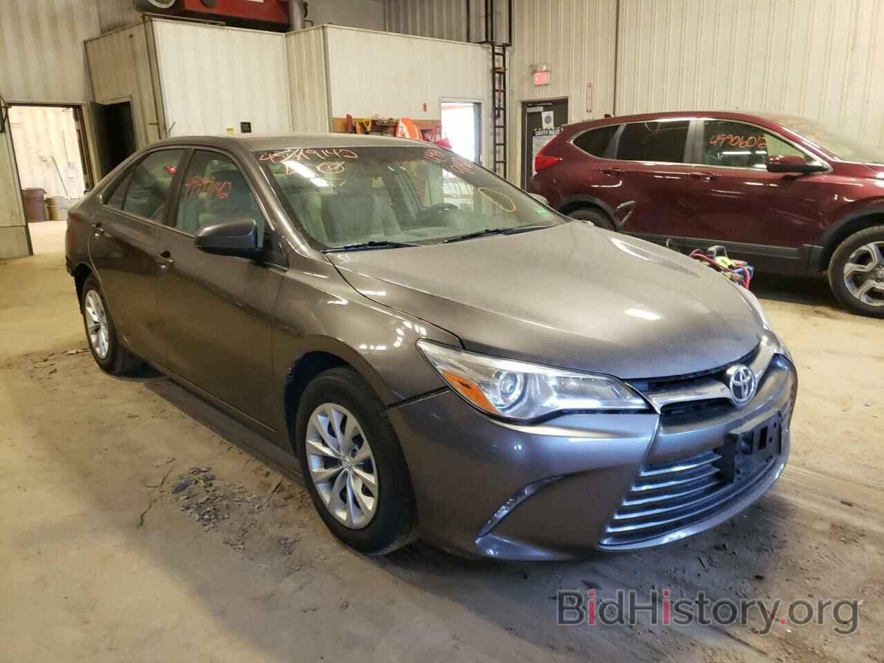 Photo 4T4BF1FK0FR500930 - TOYOTA CAMRY 2015