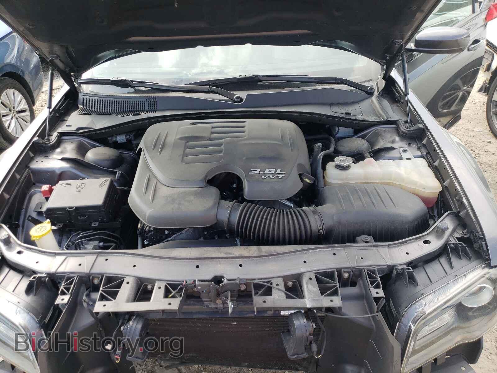 2019 CHRYSLER 300 - VIN: 2C3CCABG4KH555525 - Фото 7