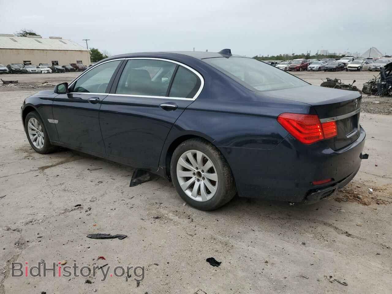 2011 BMW 7 SERIES - VIN: WBAKB8C59BCY65928 - Фото 2