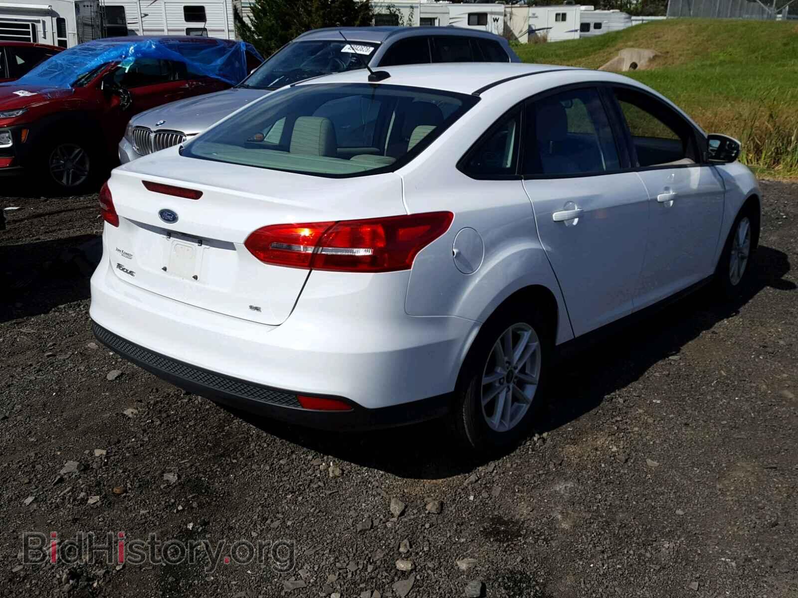 2017 FORD FOCUS - VIN: 1FADP3F2XHL335970 - Фото 4