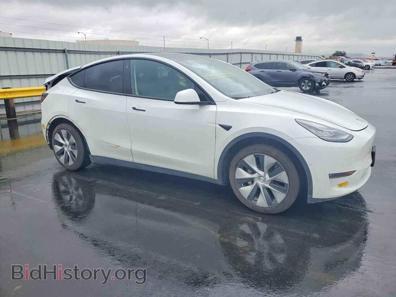 2022 TESLA MODEL Y - VIN: 7SAYGAEE2NF348211 - Фото 4